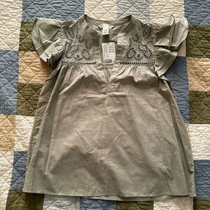 H&M Women’s Flutter Sleeve Top
